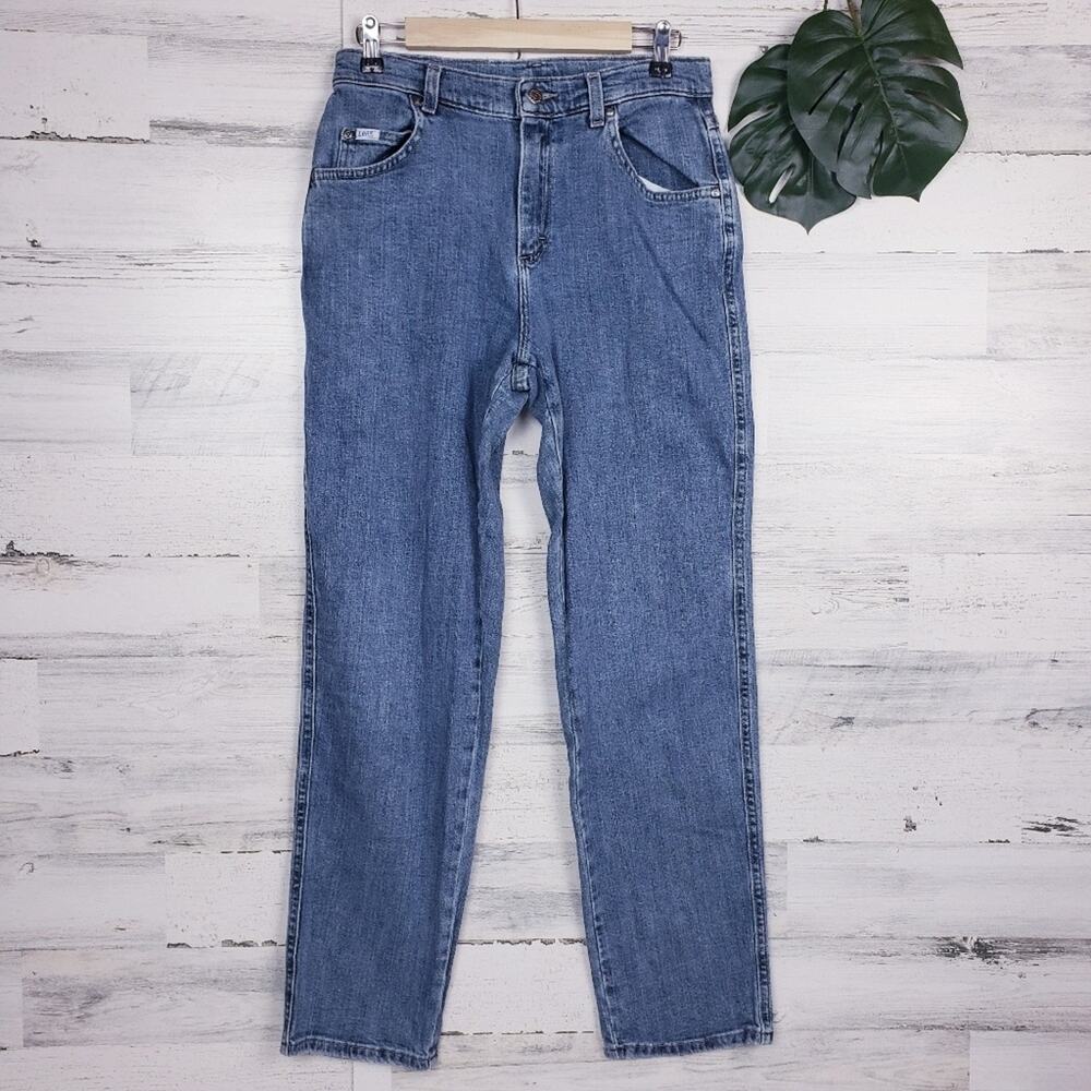Lee straight leg high waist mom jeans Size 8